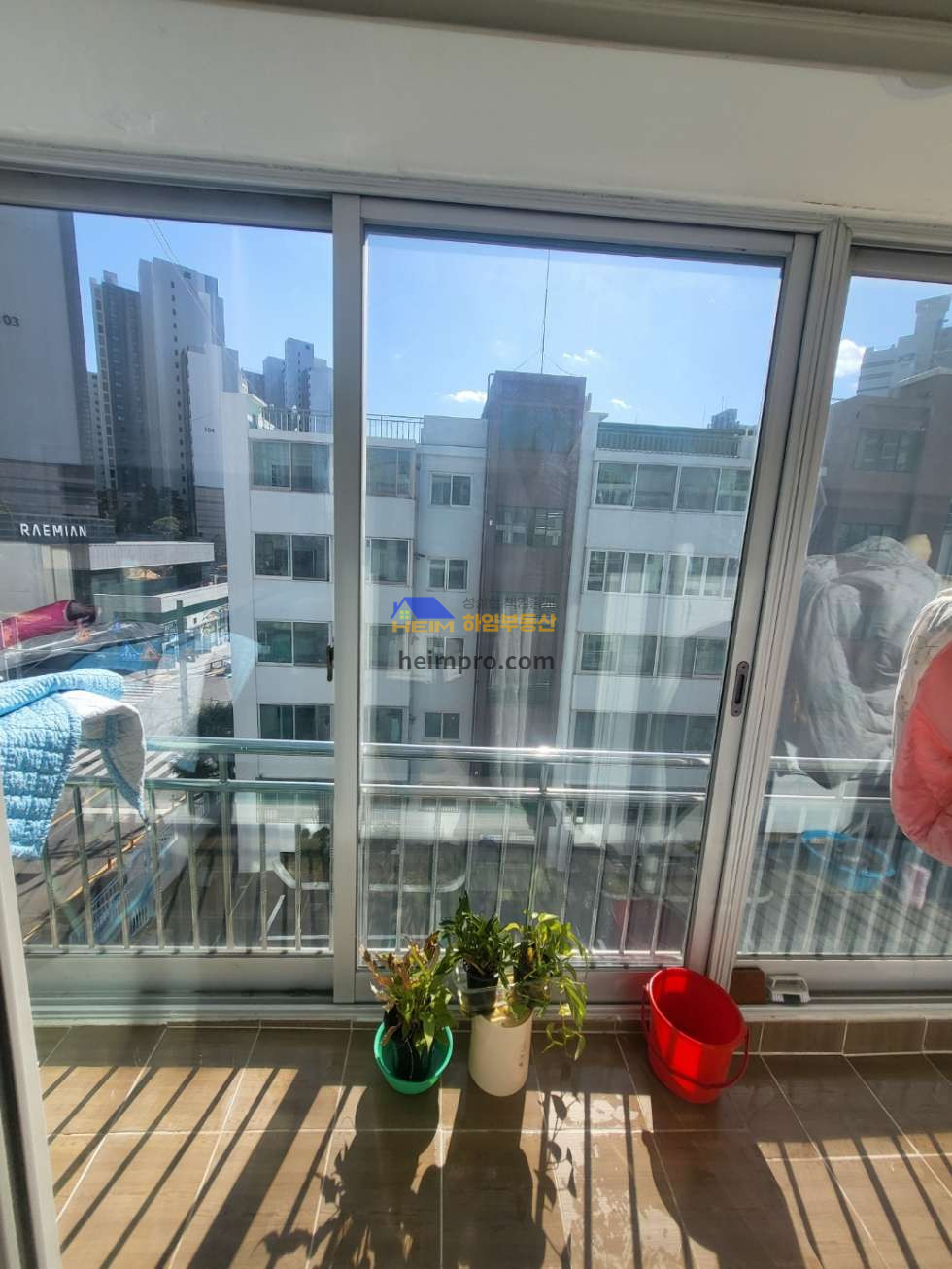 부산 부산진구 초읍동 268-1 2동 올리모델링된 래미안2게이트앞 아파트, 주차가능. 매매 매물번호 10934 사진 4