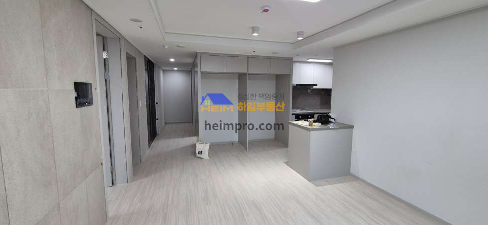 부산 부산진구 초읍동 681 103동 조합원 풀옵션, 후문출입구 앞동, 주인거주. 매매 매물번호 11132 사진 2